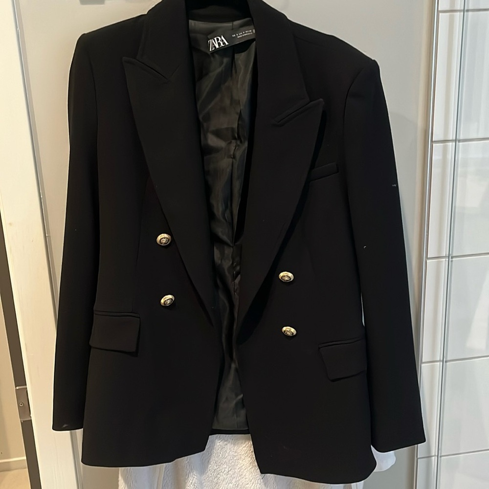 Black Zara blazer size S